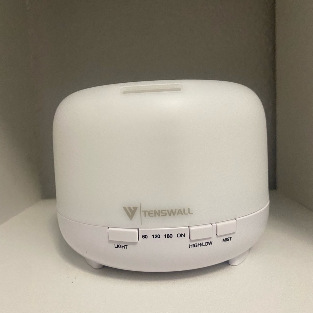 Tenswall LED oil diffuser